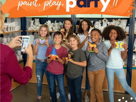 POTTERY PARTY (up to 25 painters)