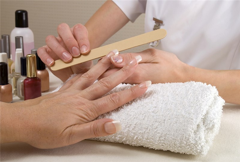 Luxury Nails & Foot Massage