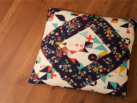 Patchwork Pillows (2 sessions)
