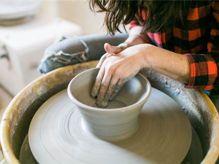 2 1/2 hour intro to the Pottery Wheel Class at Seize The Clay 