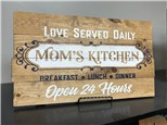 Mom's Kitchen Wood Board Class!